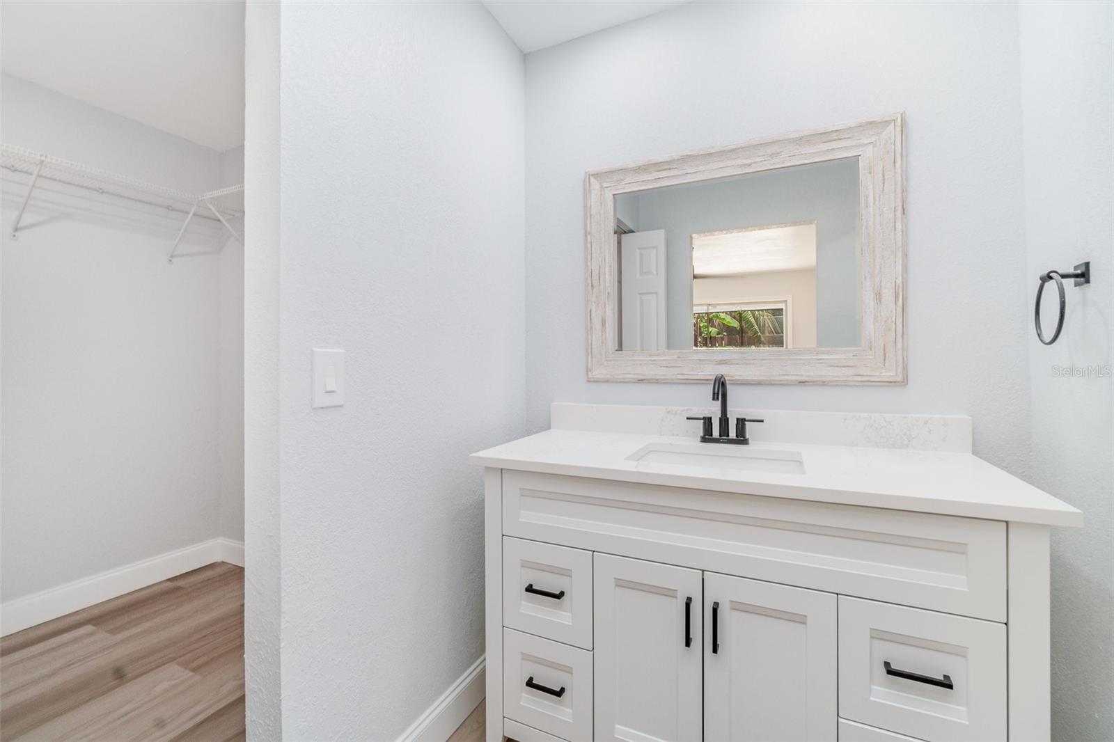 ROYAL WOODS PH 01 - Residential