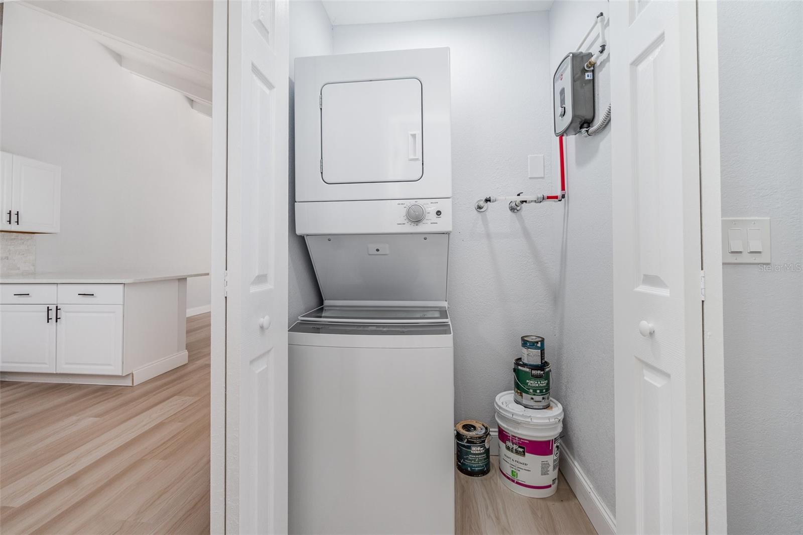 ROYAL WOODS PH 01 - Residential