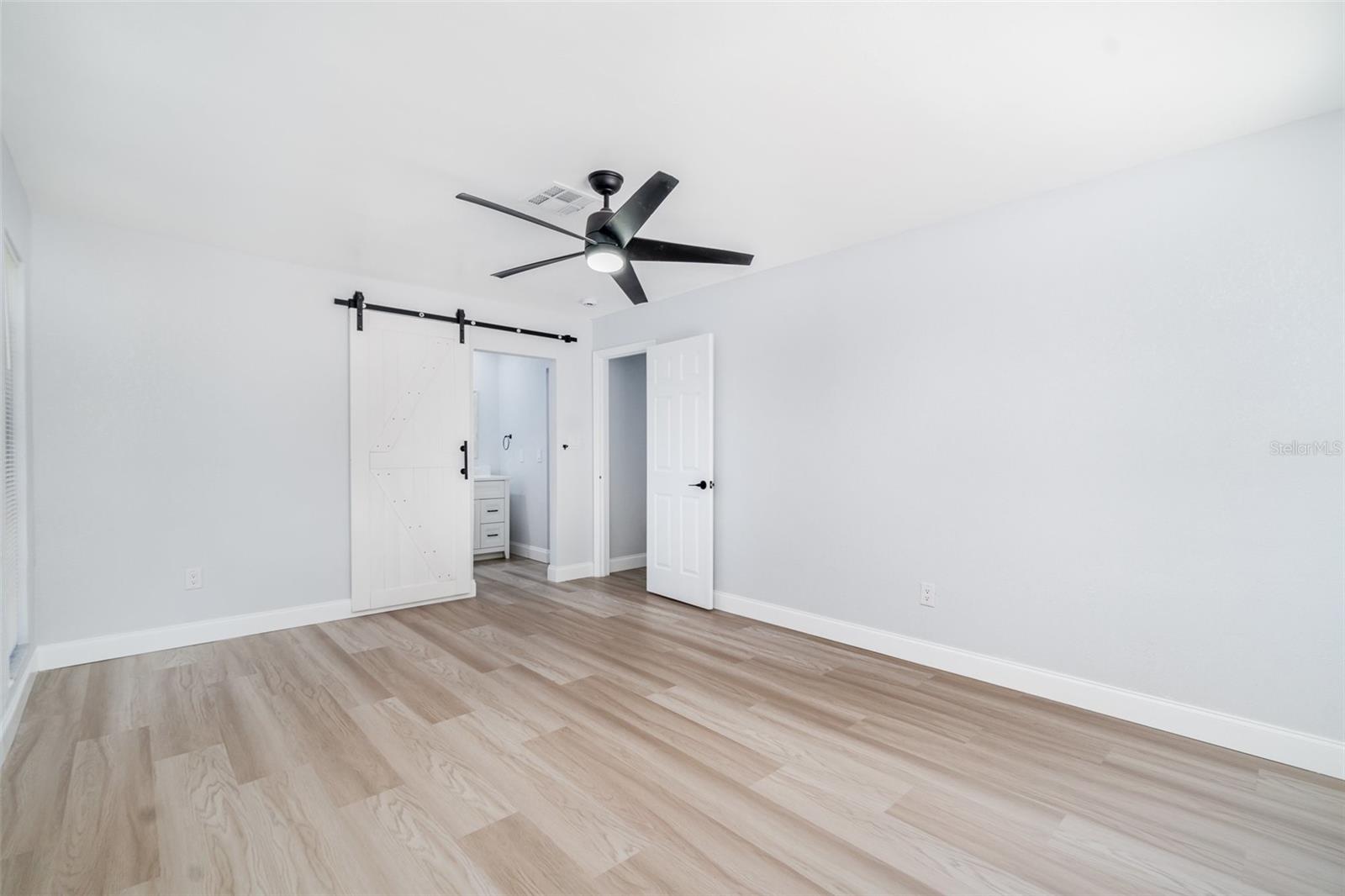 ROYAL WOODS PH 01 - Residential