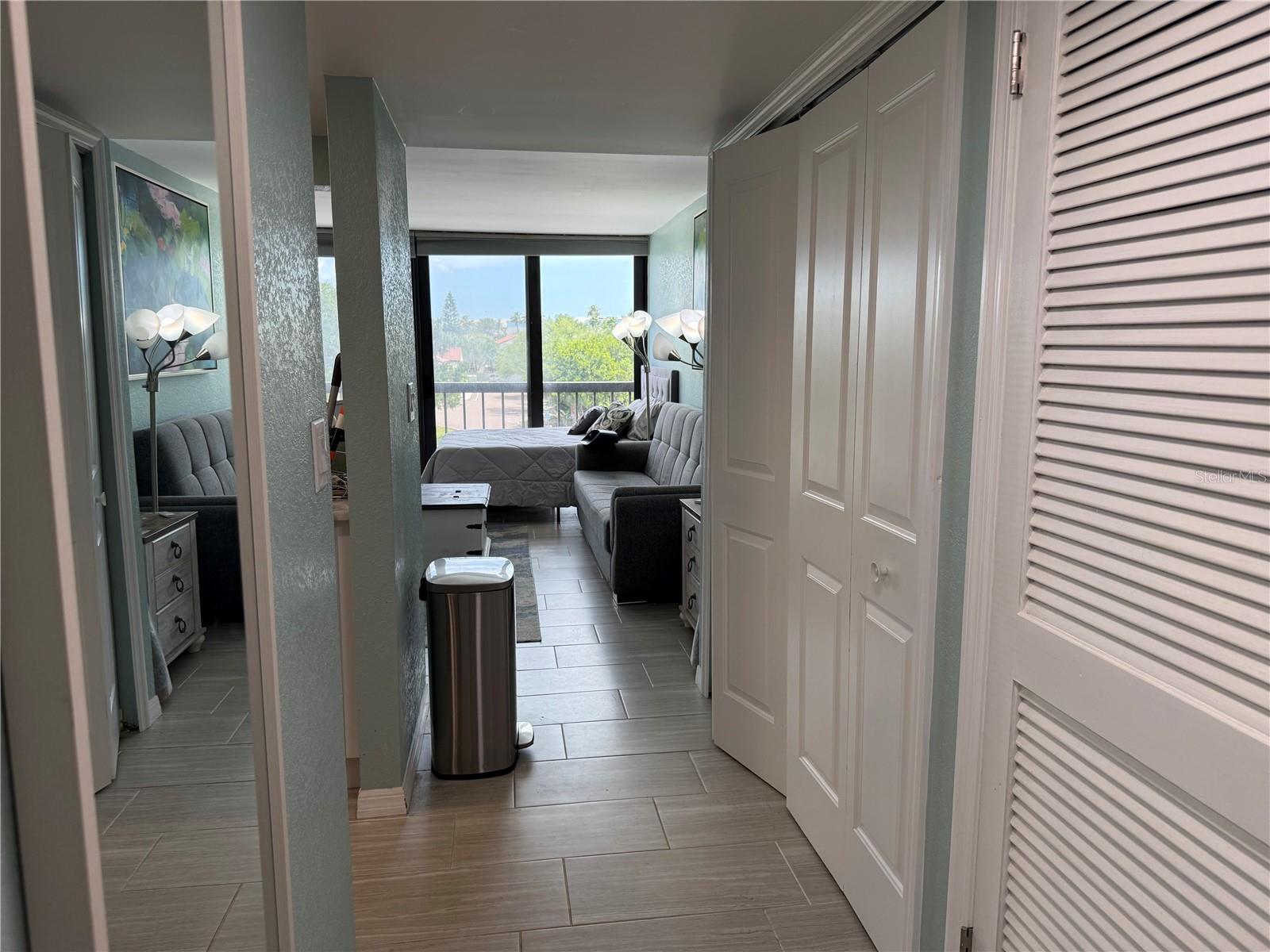 DOLPHIN COVE CLEARWATER - Residential
