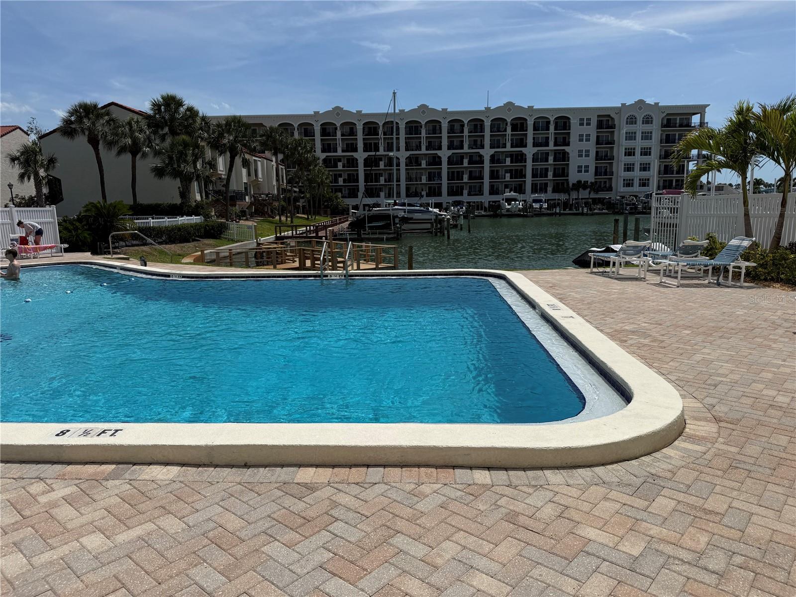 DOLPHIN COVE CLEARWATER - Residential