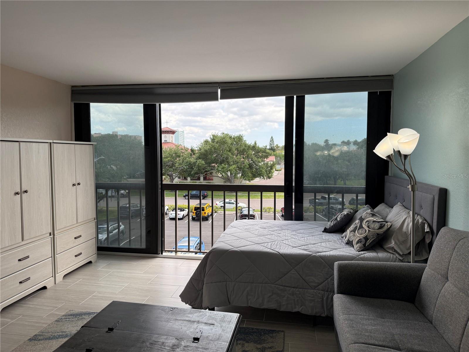 DOLPHIN COVE CLEARWATER - Residential