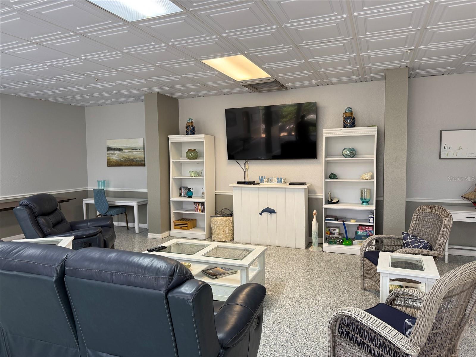 DOLPHIN COVE CLEARWATER - Residential