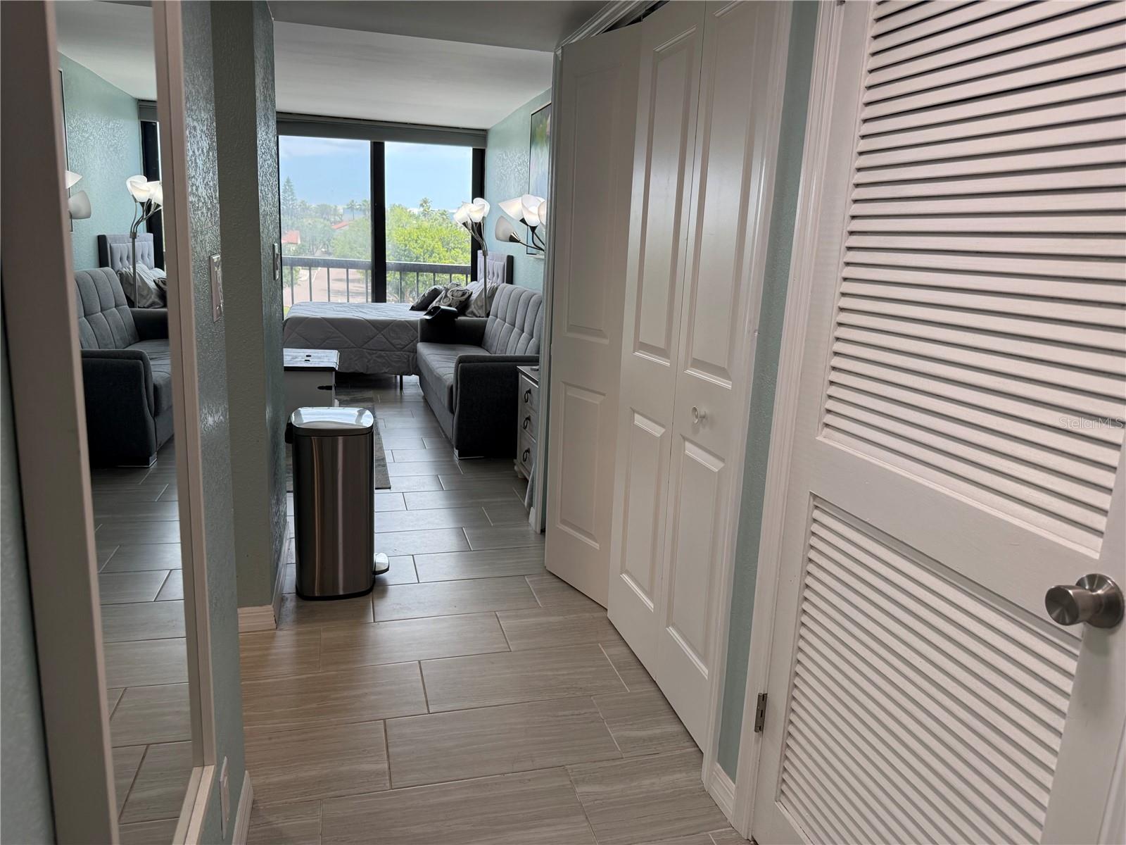 DOLPHIN COVE CLEARWATER - Residential