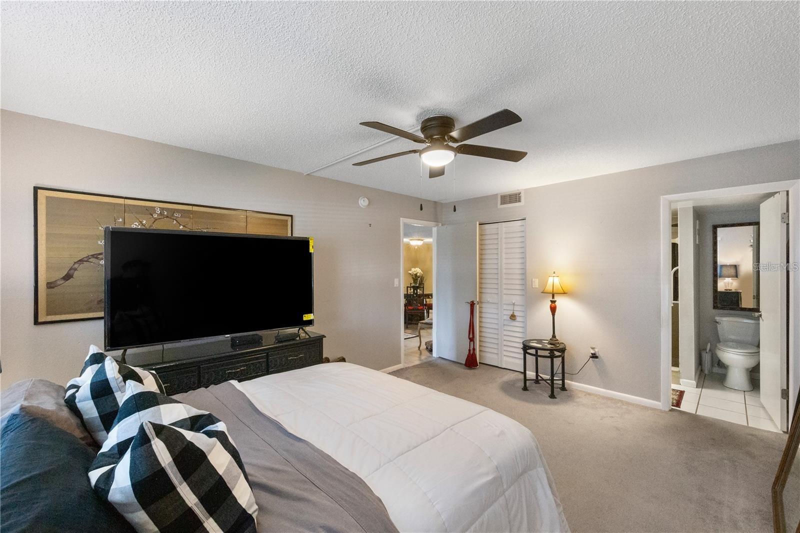 CHATEAU TOWER CONDO - Residential