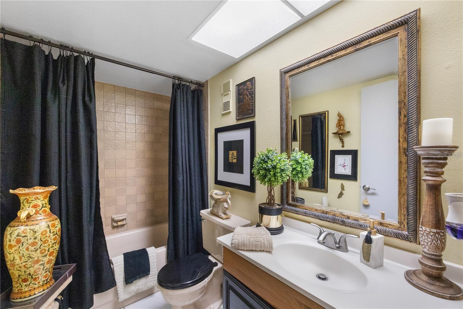 CHATEAU TOWER CONDO - Residential