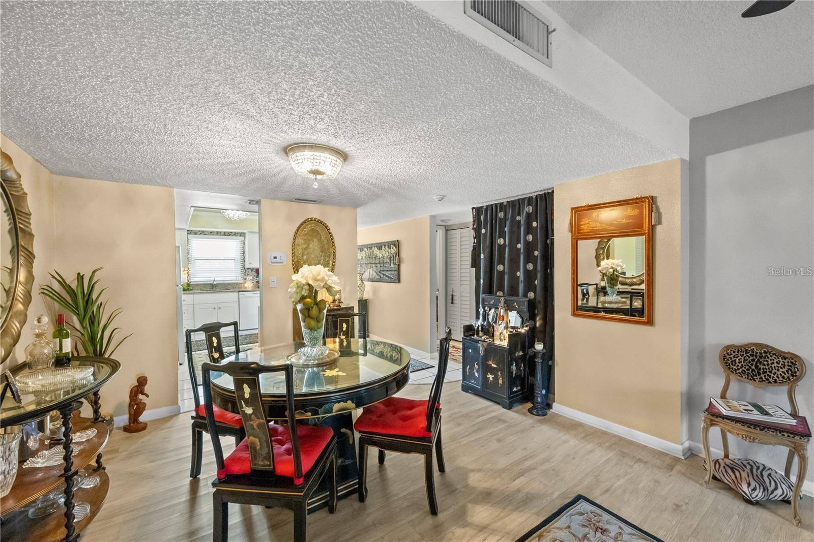 CHATEAU TOWER CONDO - Residential