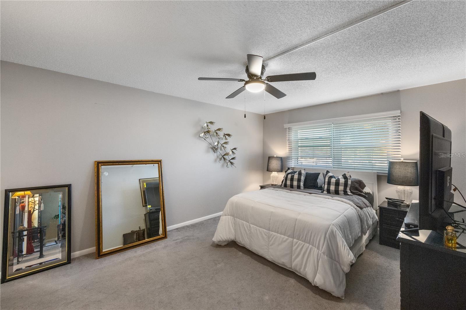 CHATEAU TOWER CONDO - Residential