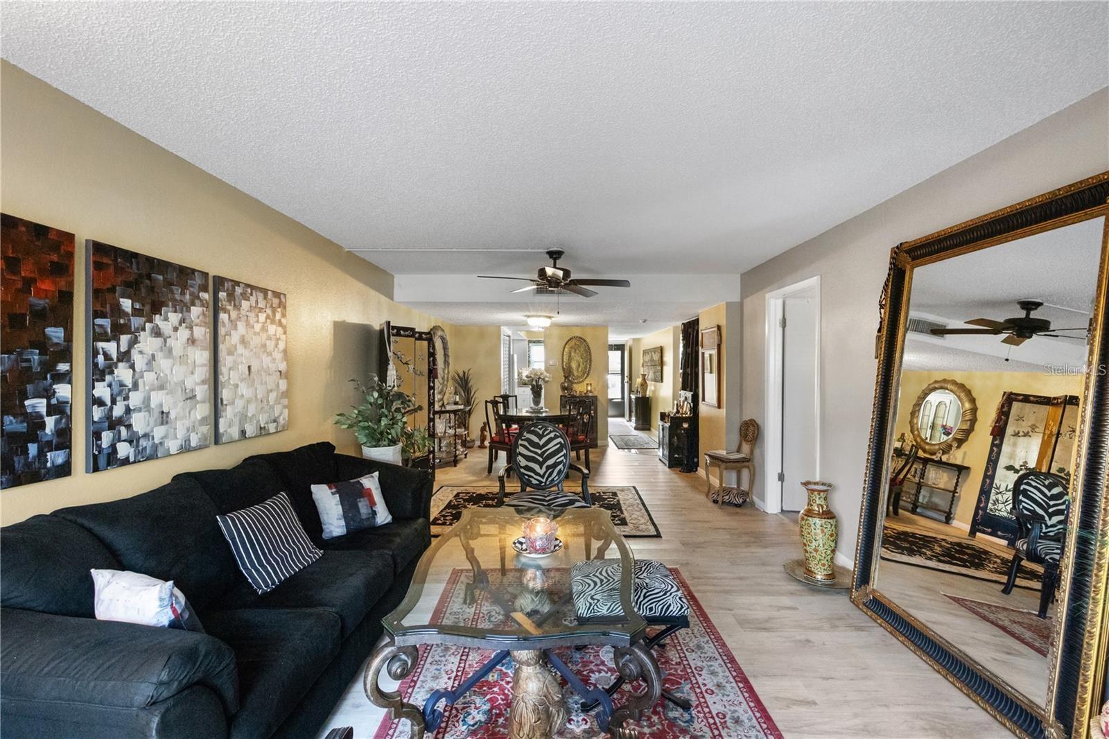 CHATEAU TOWER CONDO - Residential