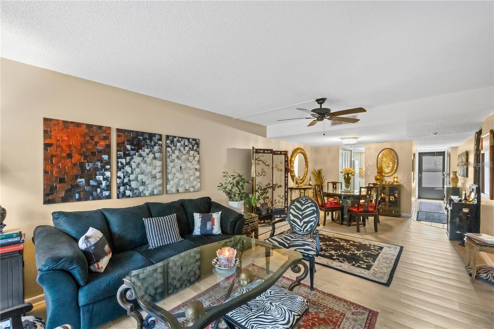 CHATEAU TOWER CONDO - Residential