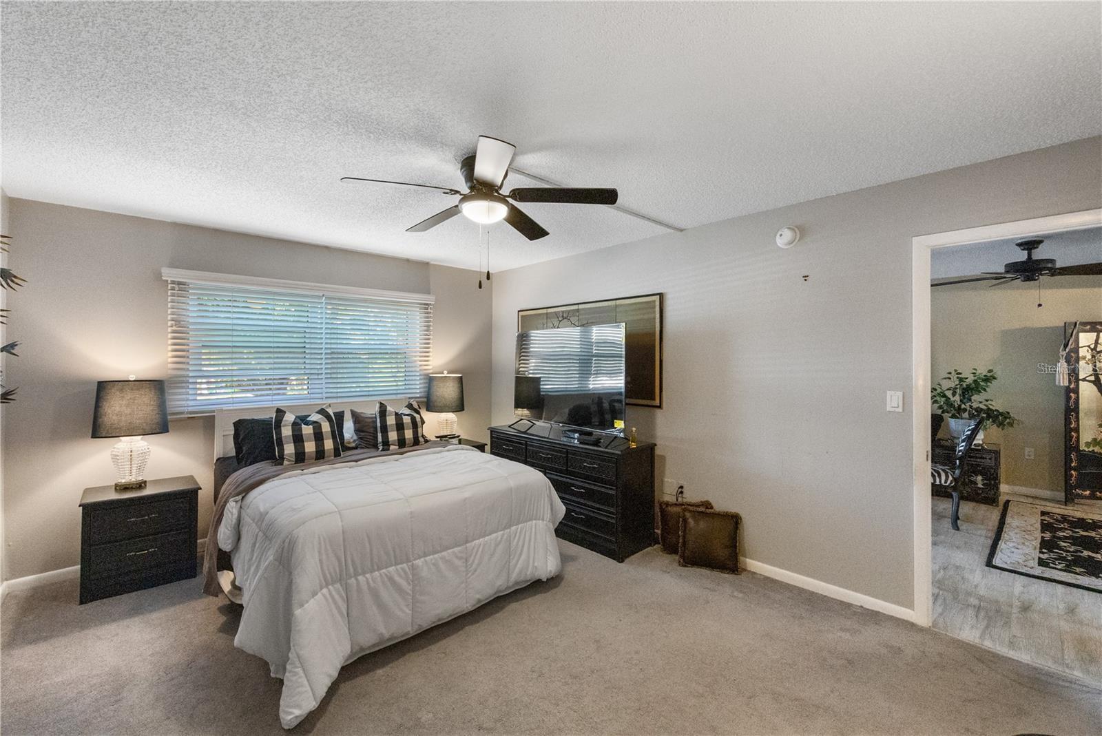 CHATEAU TOWER CONDO - Residential