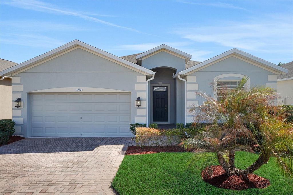 Photo of 3704 Huntington Lane, Winter Haven, FL 33884 (MLS # P4937969)