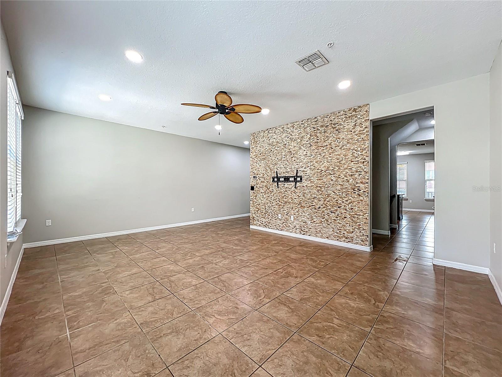 JESUPS LANDING - Residential Lease