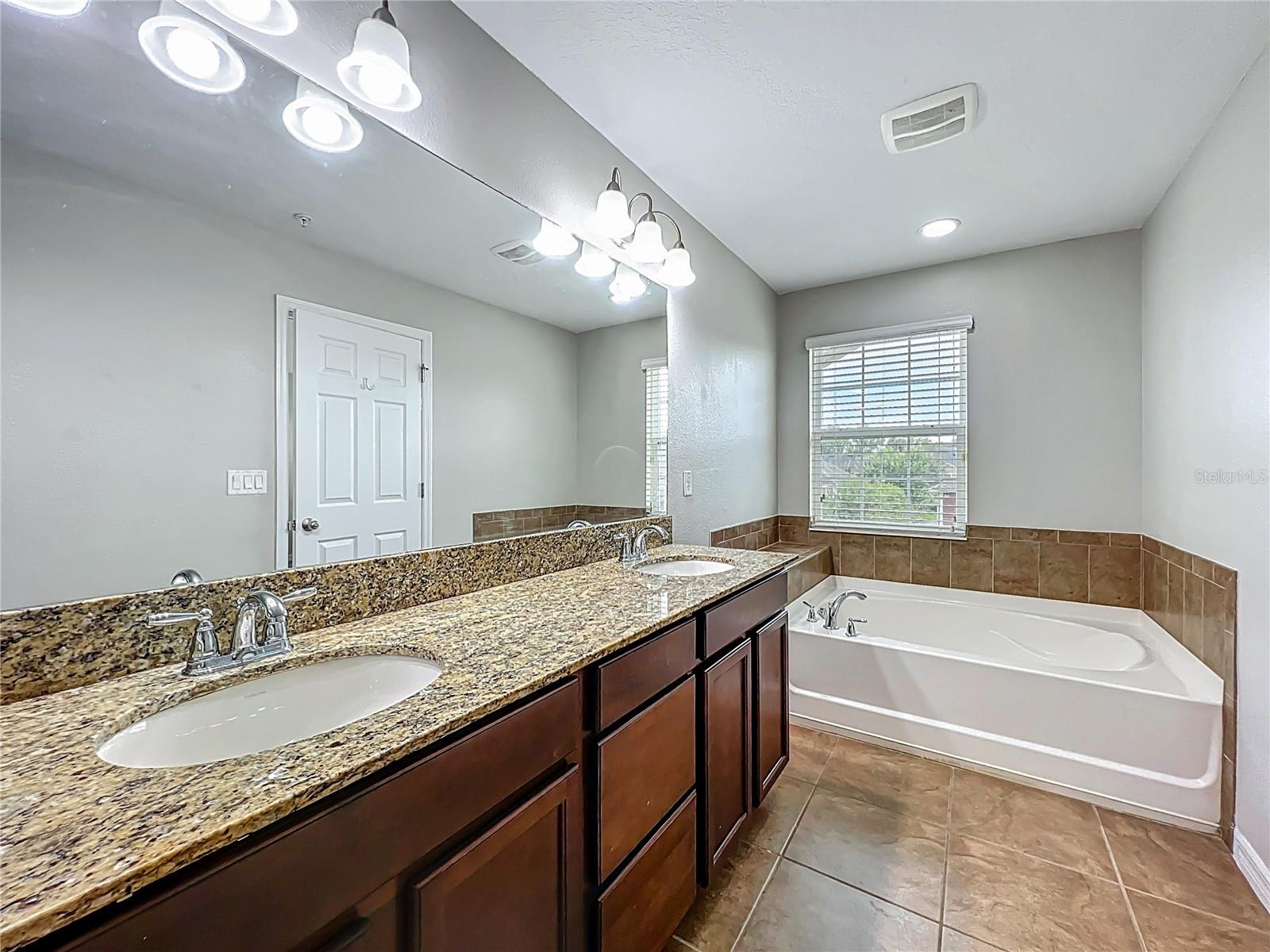 JESUPS LANDING - Residential Lease