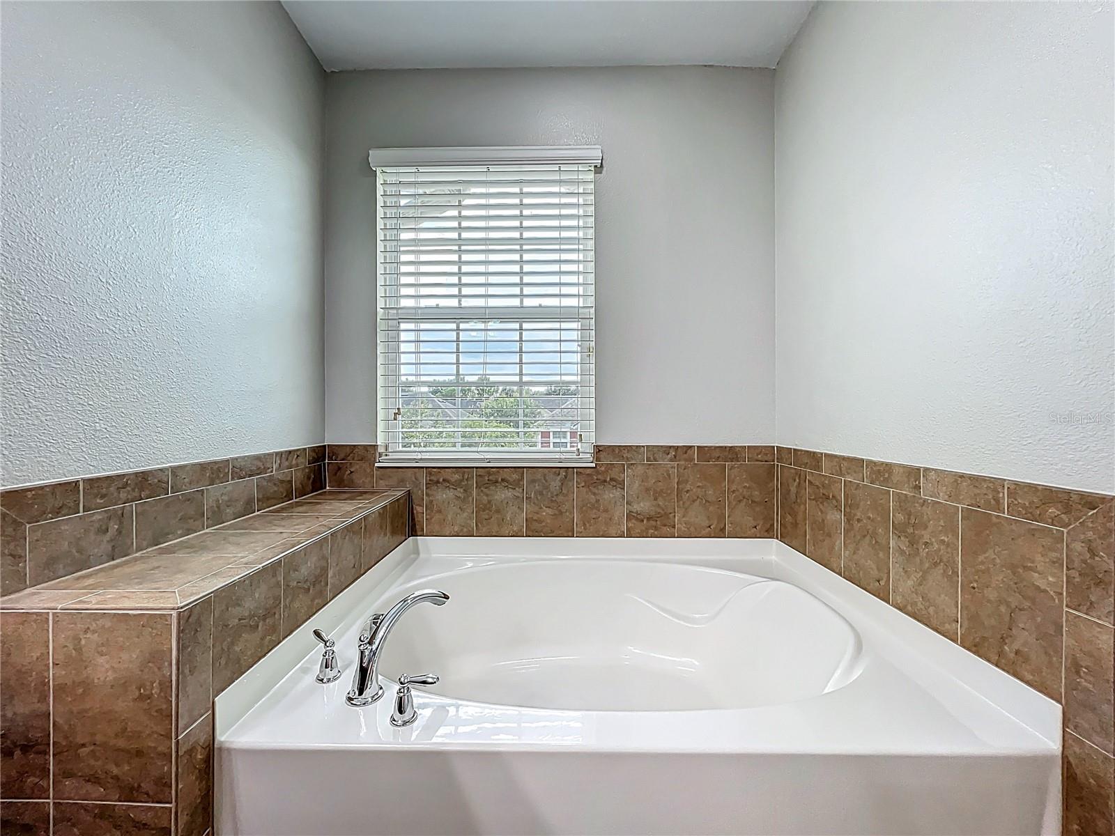 JESUPS LANDING - Residential Lease