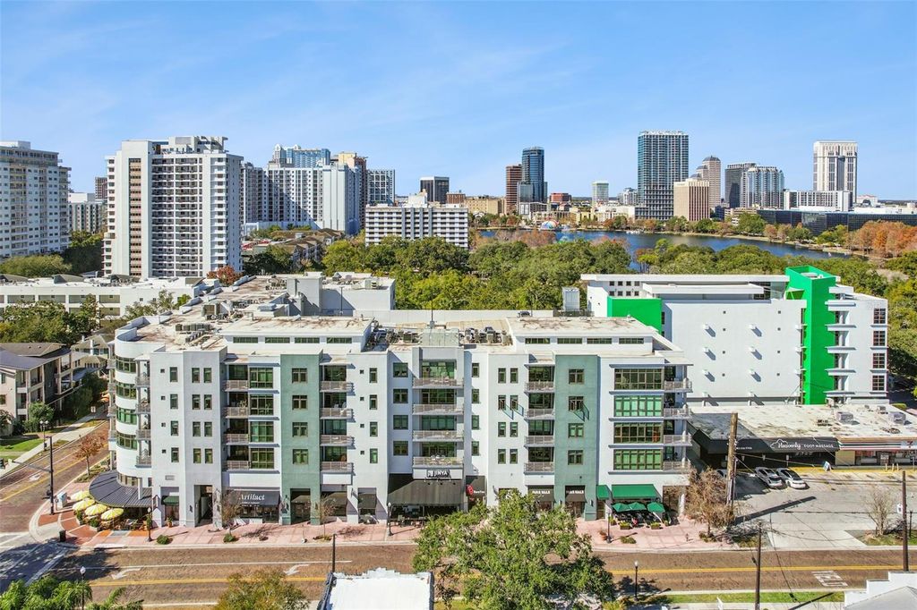 Photo of 10 N Summerlin Avenue #13, Orlando, FL 32801 (MLS # O6378745)