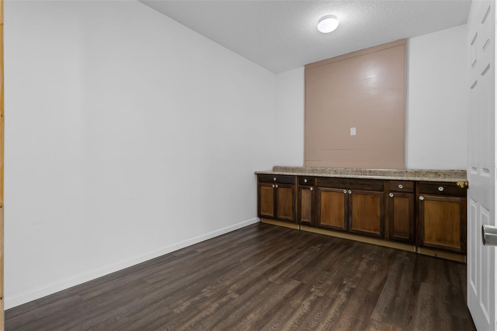 GREEN VALLEY WEST - Residential Lease