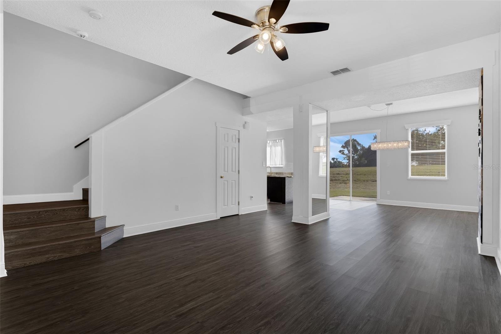 GREEN VALLEY WEST - Residential Lease