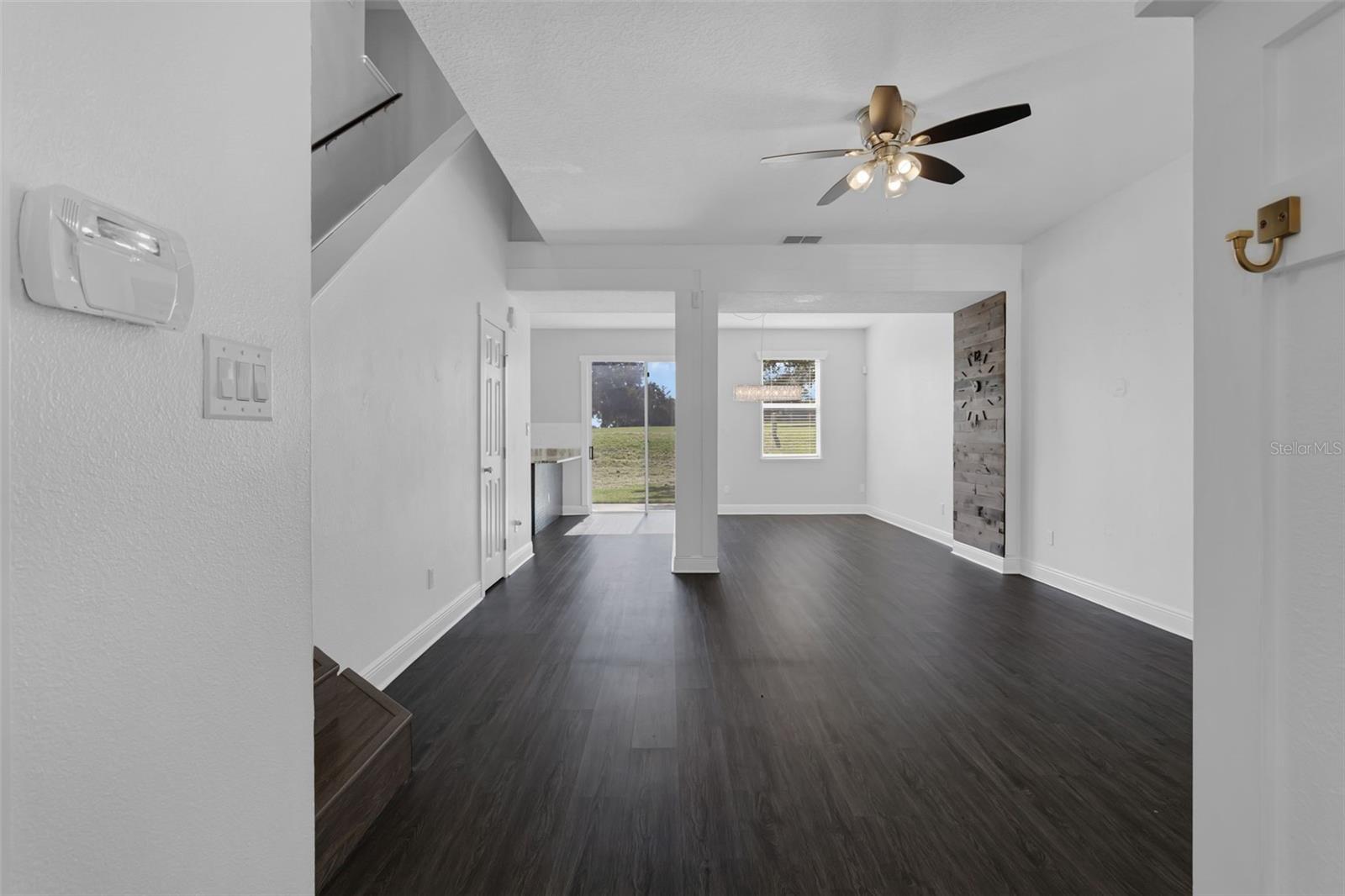 GREEN VALLEY WEST - Residential Lease