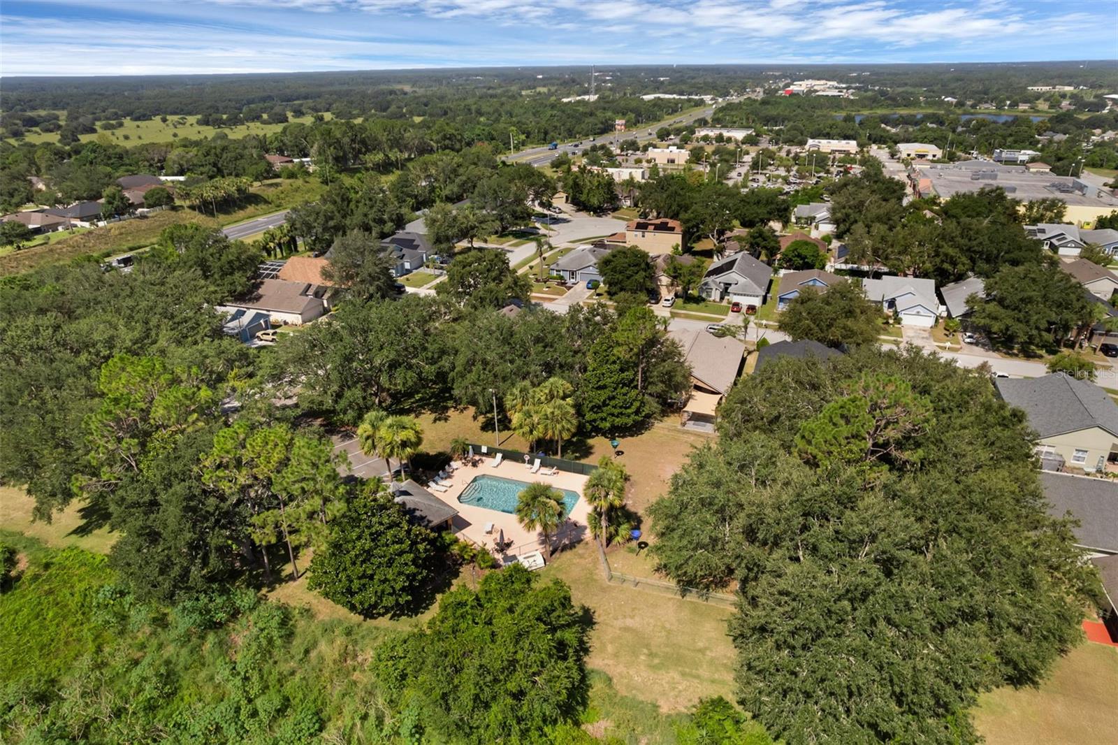 GREEN VALLEY WEST - Residential Lease