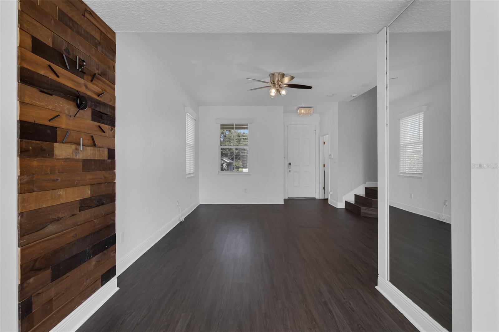 GREEN VALLEY WEST - Residential Lease