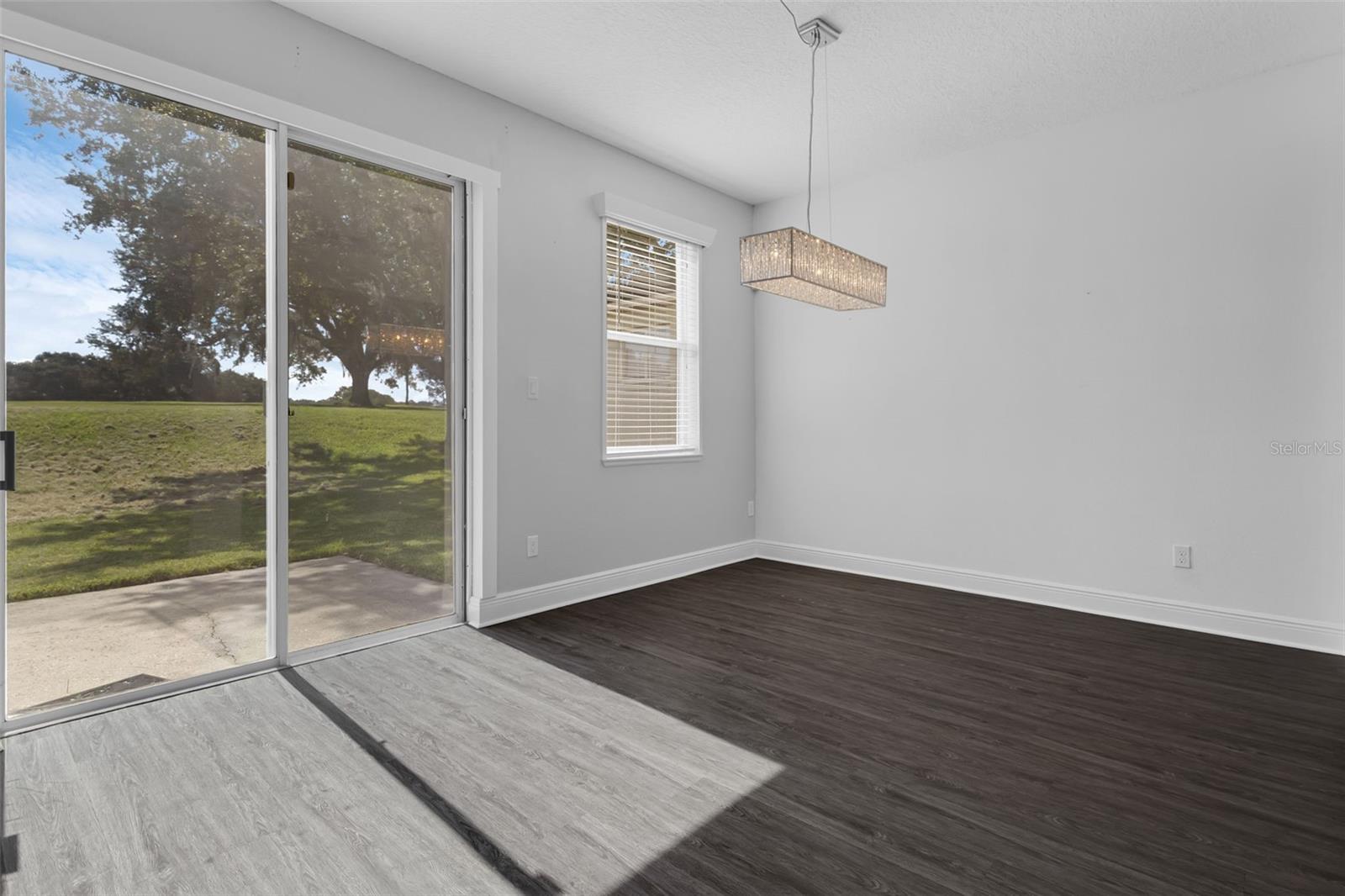 GREEN VALLEY WEST - Residential Lease