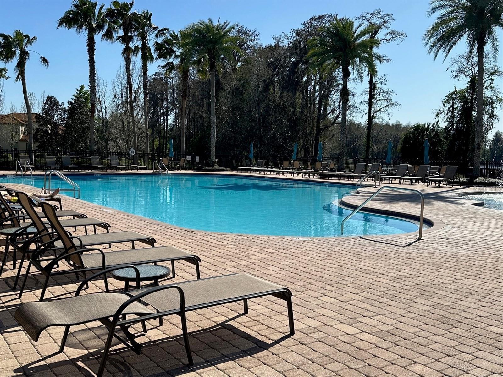 WATERS EDGE 02 - Residential