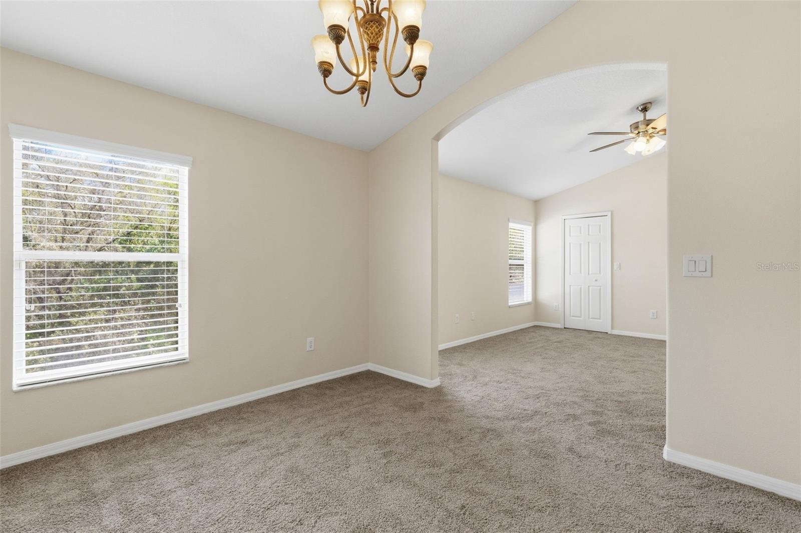 WATERS EDGE 02 - Residential