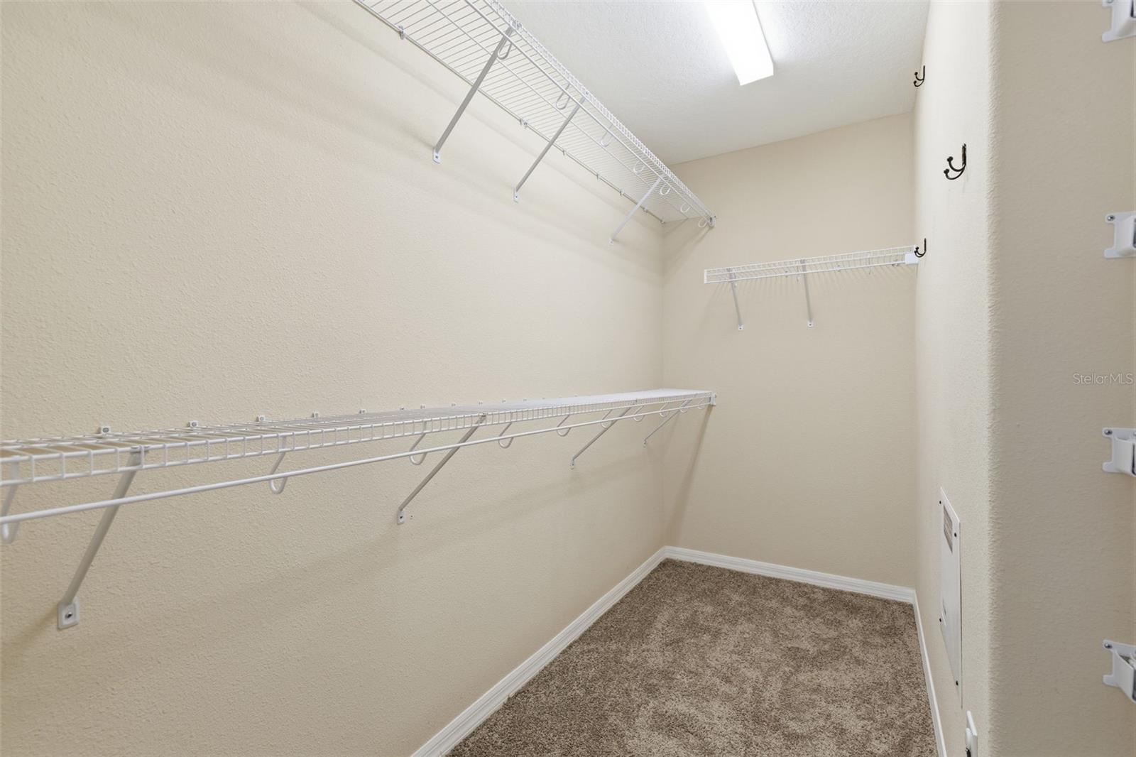 WATERS EDGE 02 - Residential