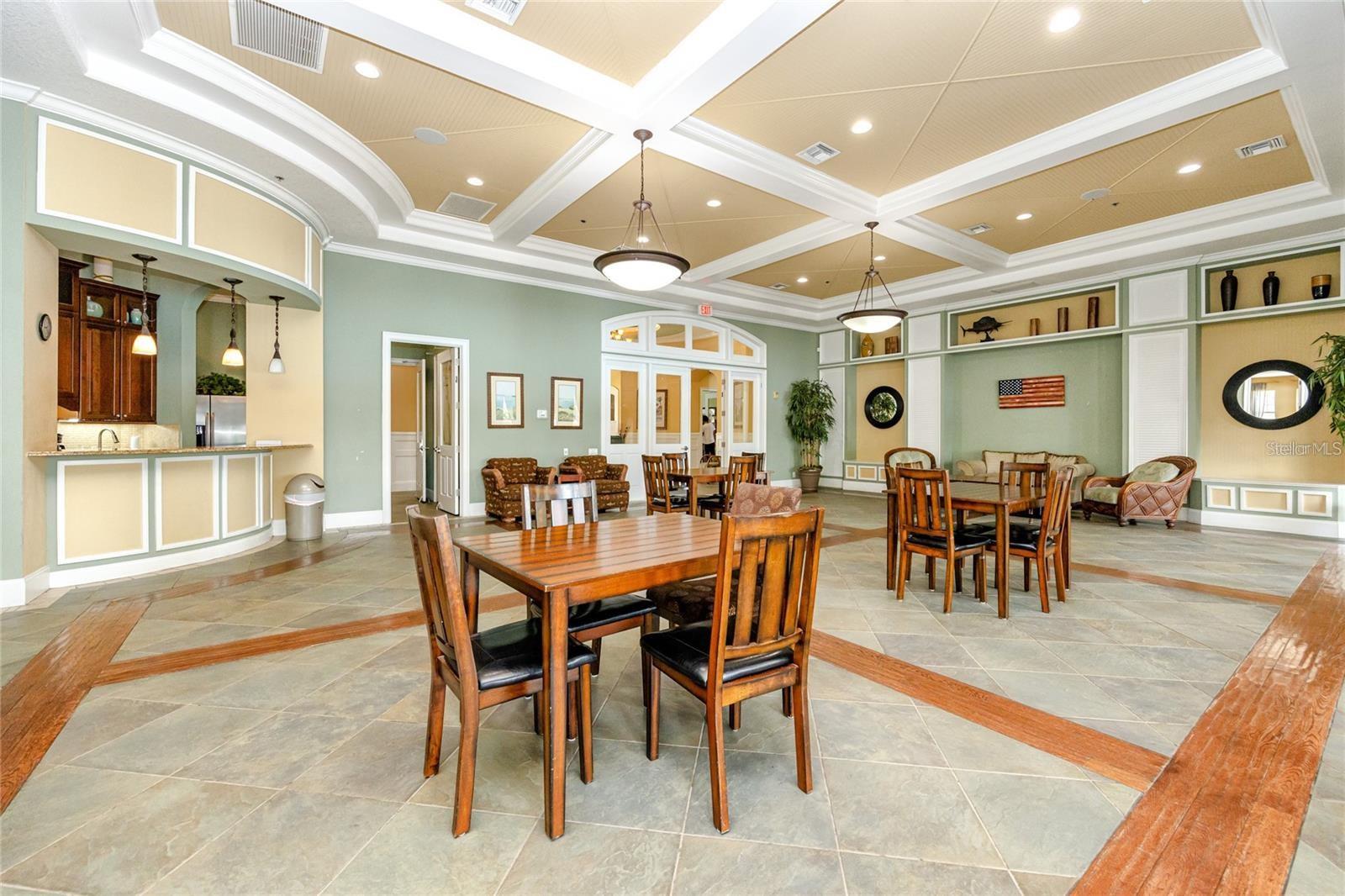 WATERS EDGE 02 - Residential