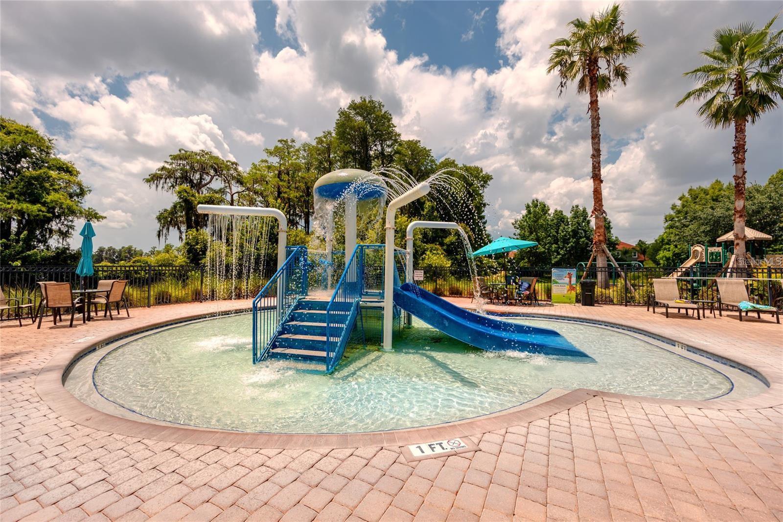 WATERS EDGE 02 - Residential