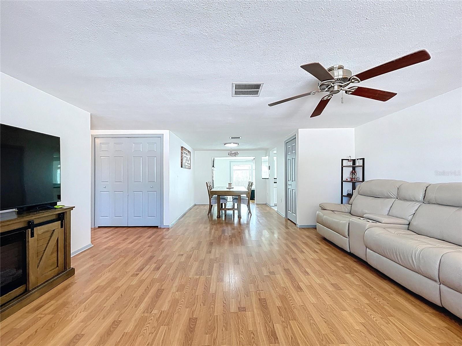 EMBASSY HILLS - Residential