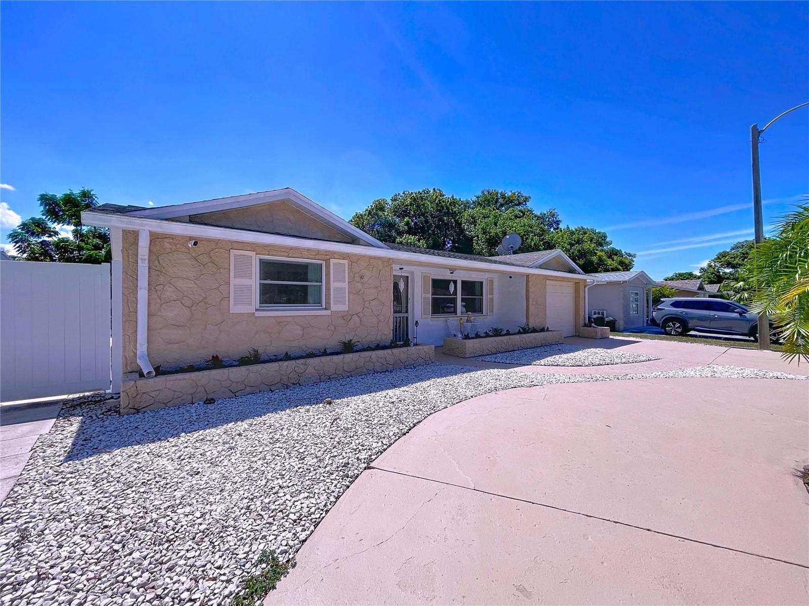 EMBASSY HILLS - Residential