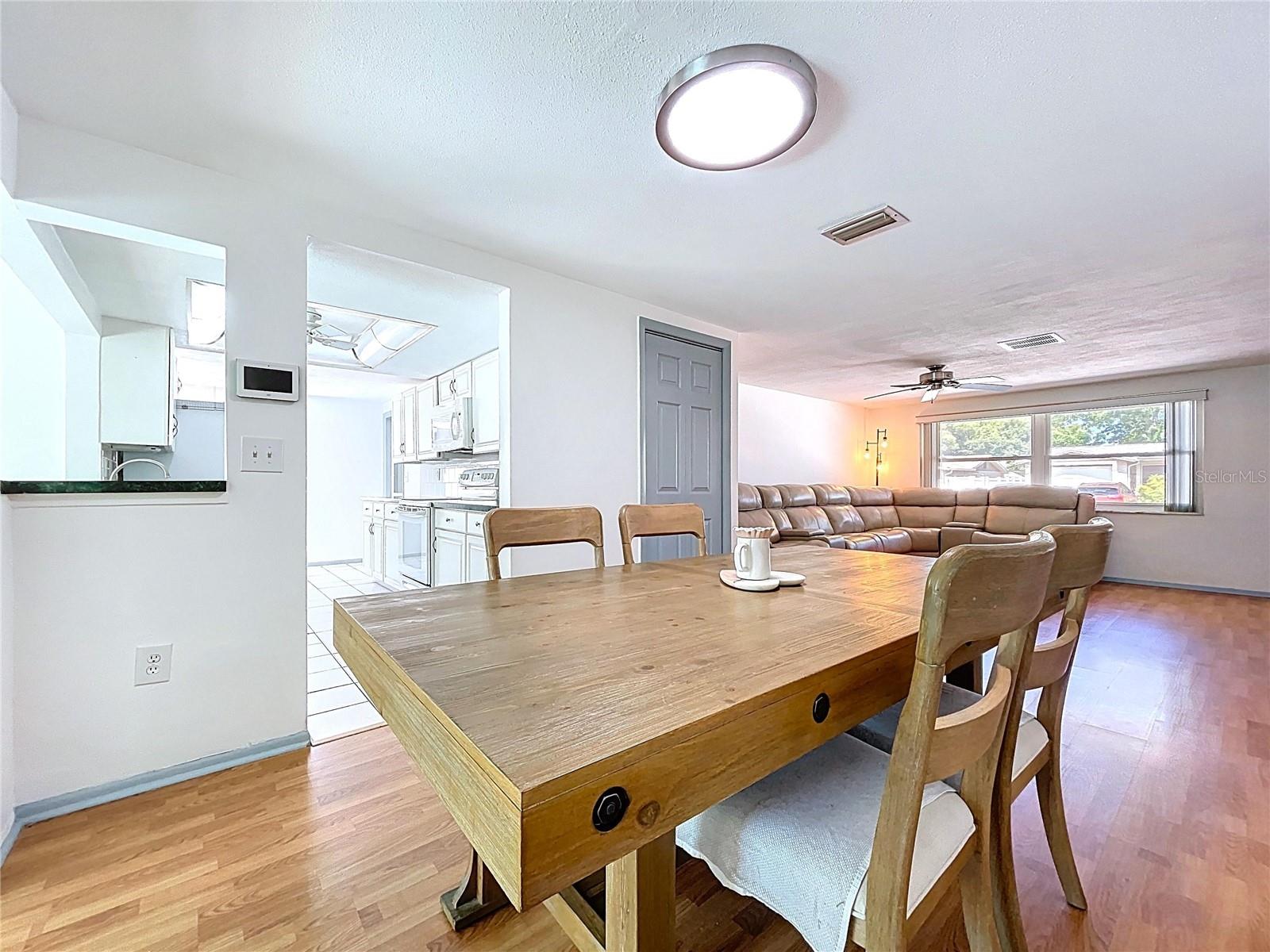 EMBASSY HILLS - Residential