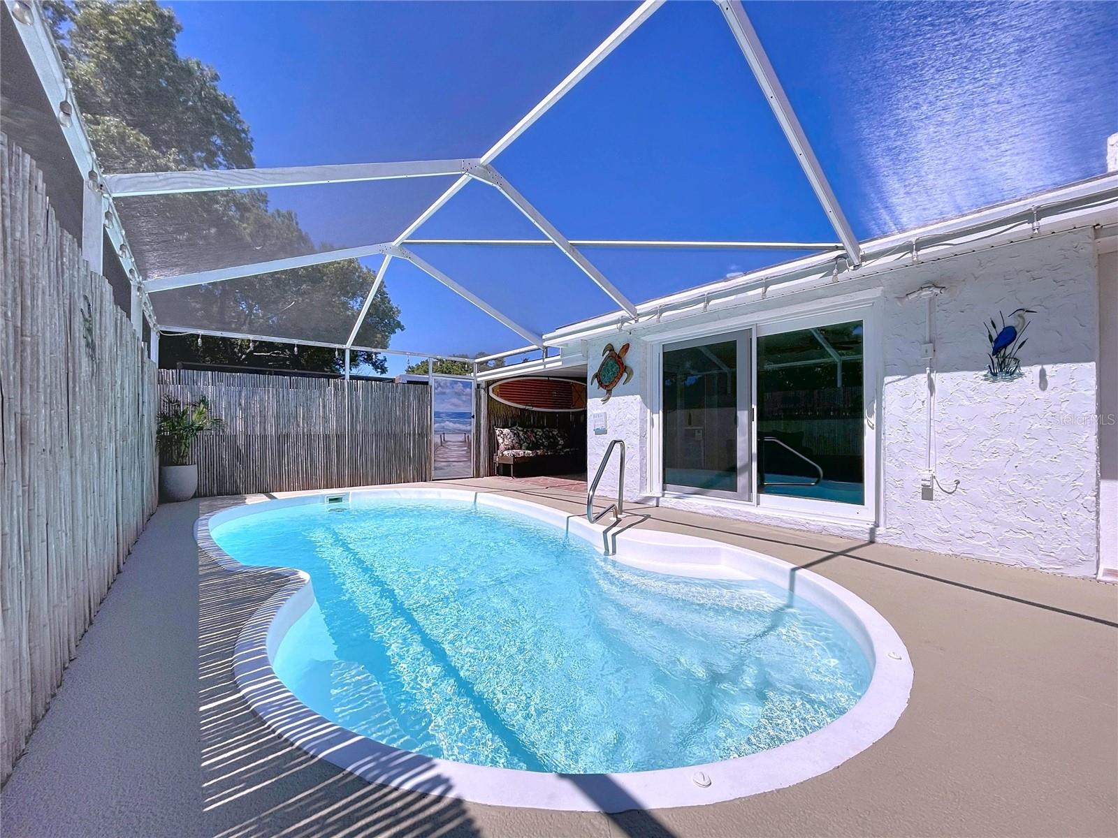 EMBASSY HILLS - Residential