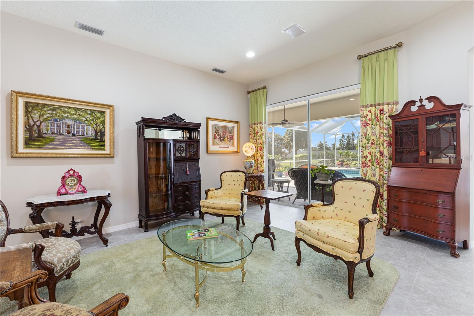 1010 GROUSE WAY