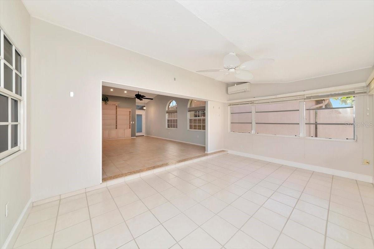 PERIDIA UNIT FOUR - Residential