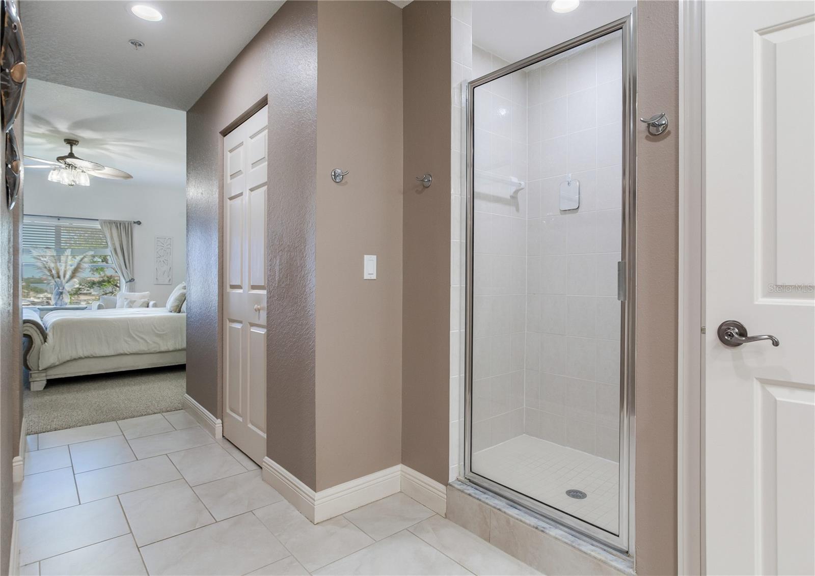 SNUG HARBOUR CONDO - Residential