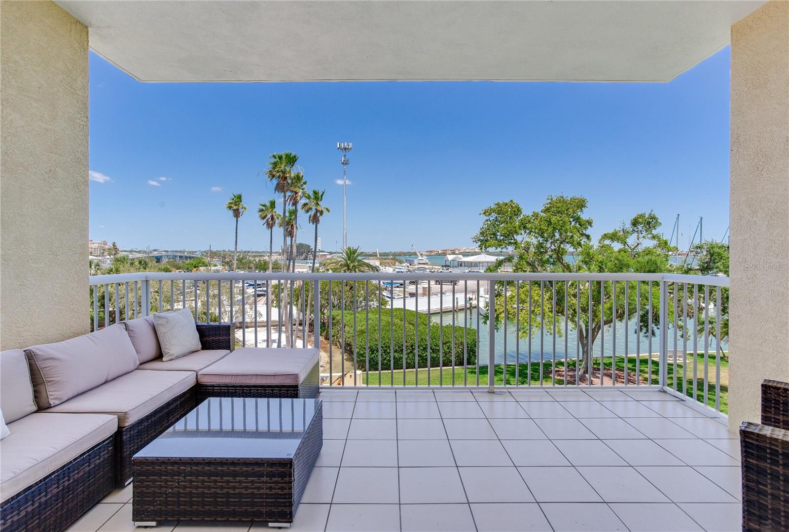 SNUG HARBOUR CONDO - Residential