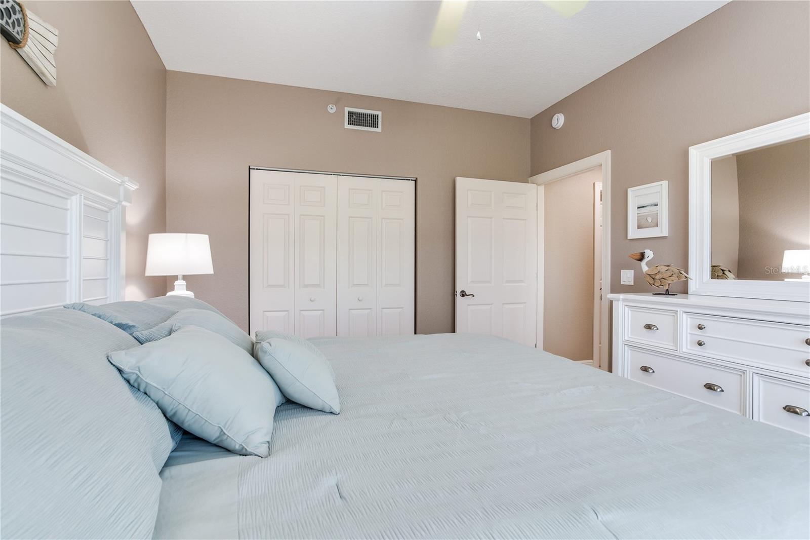 SNUG HARBOUR CONDO - Residential