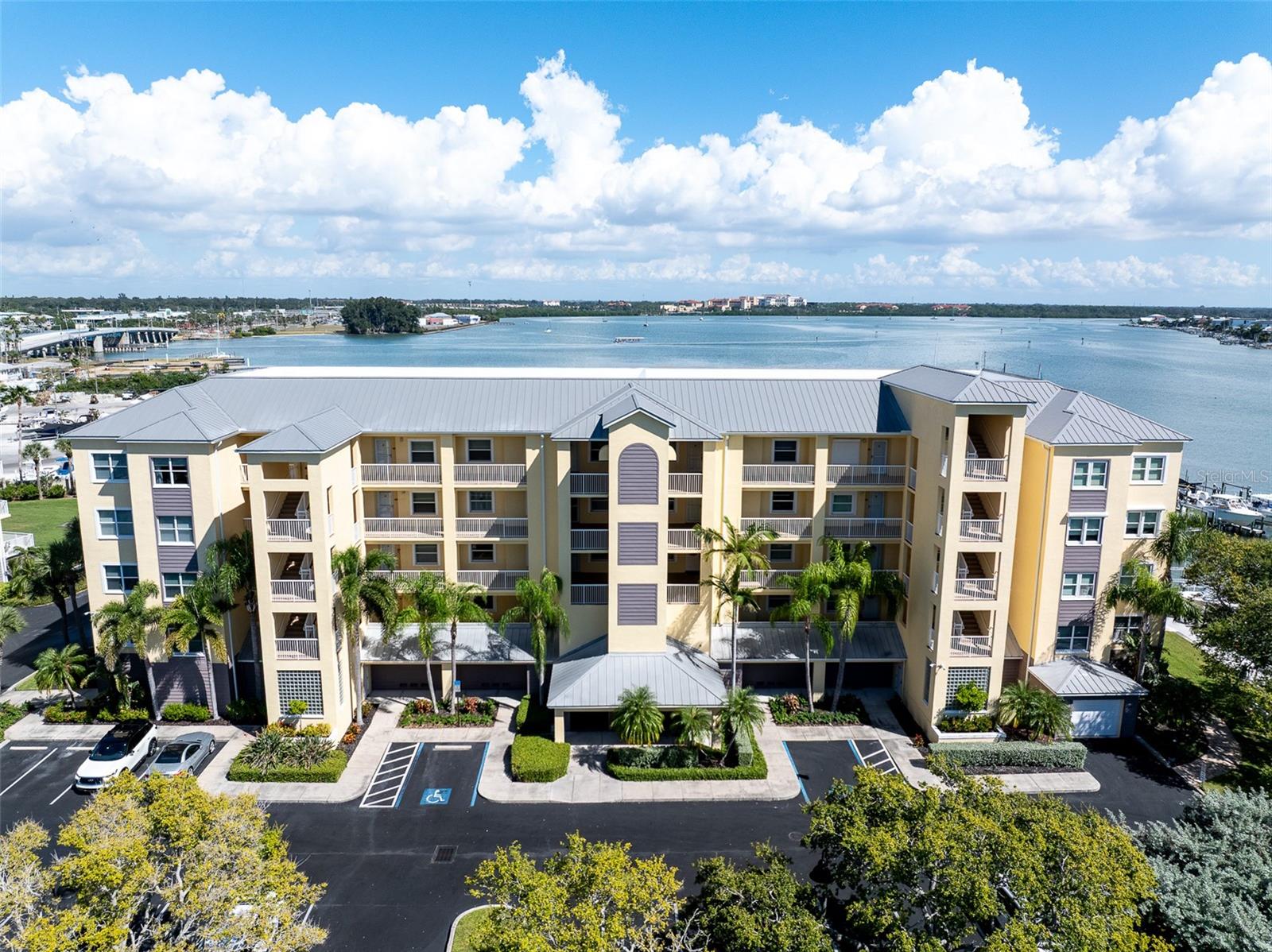 SNUG HARBOUR CONDO - Residential