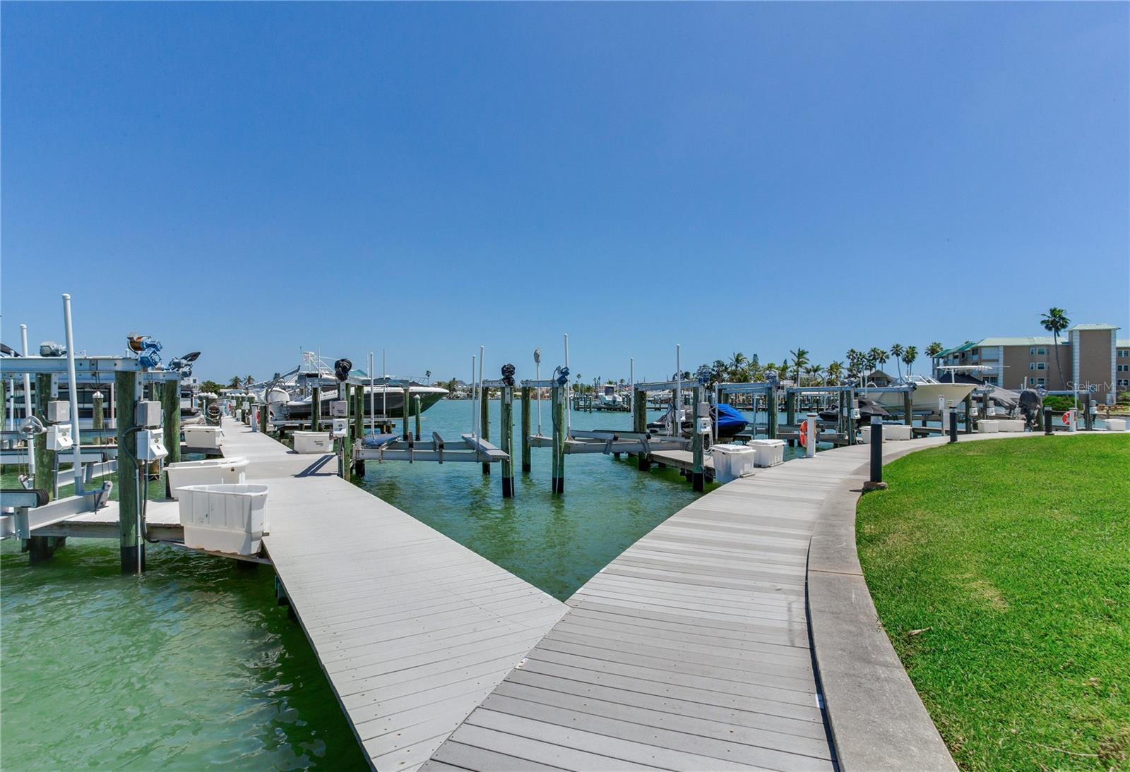 SNUG HARBOUR CONDO - Residential