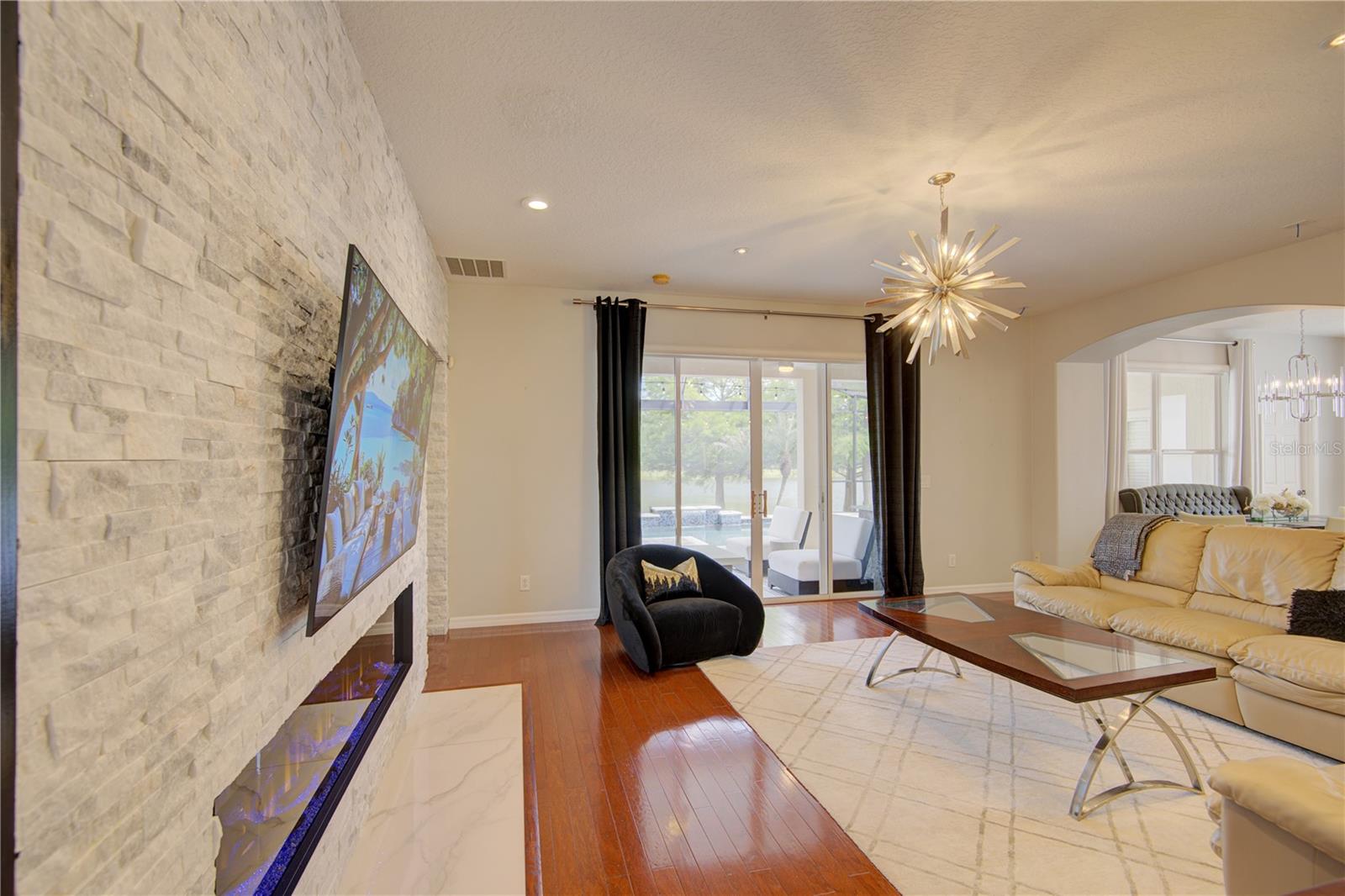 PRESERVE AT BLACK HAMMOCK REP - Residential