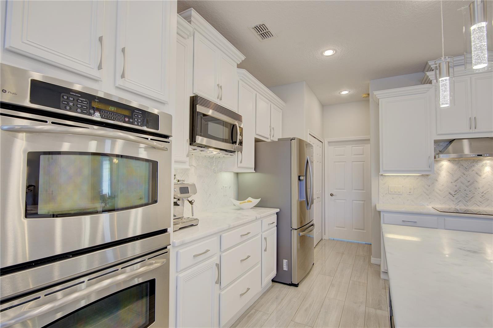 PRESERVE AT BLACK HAMMOCK REP - Residential