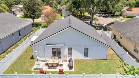 A home in APOPKA