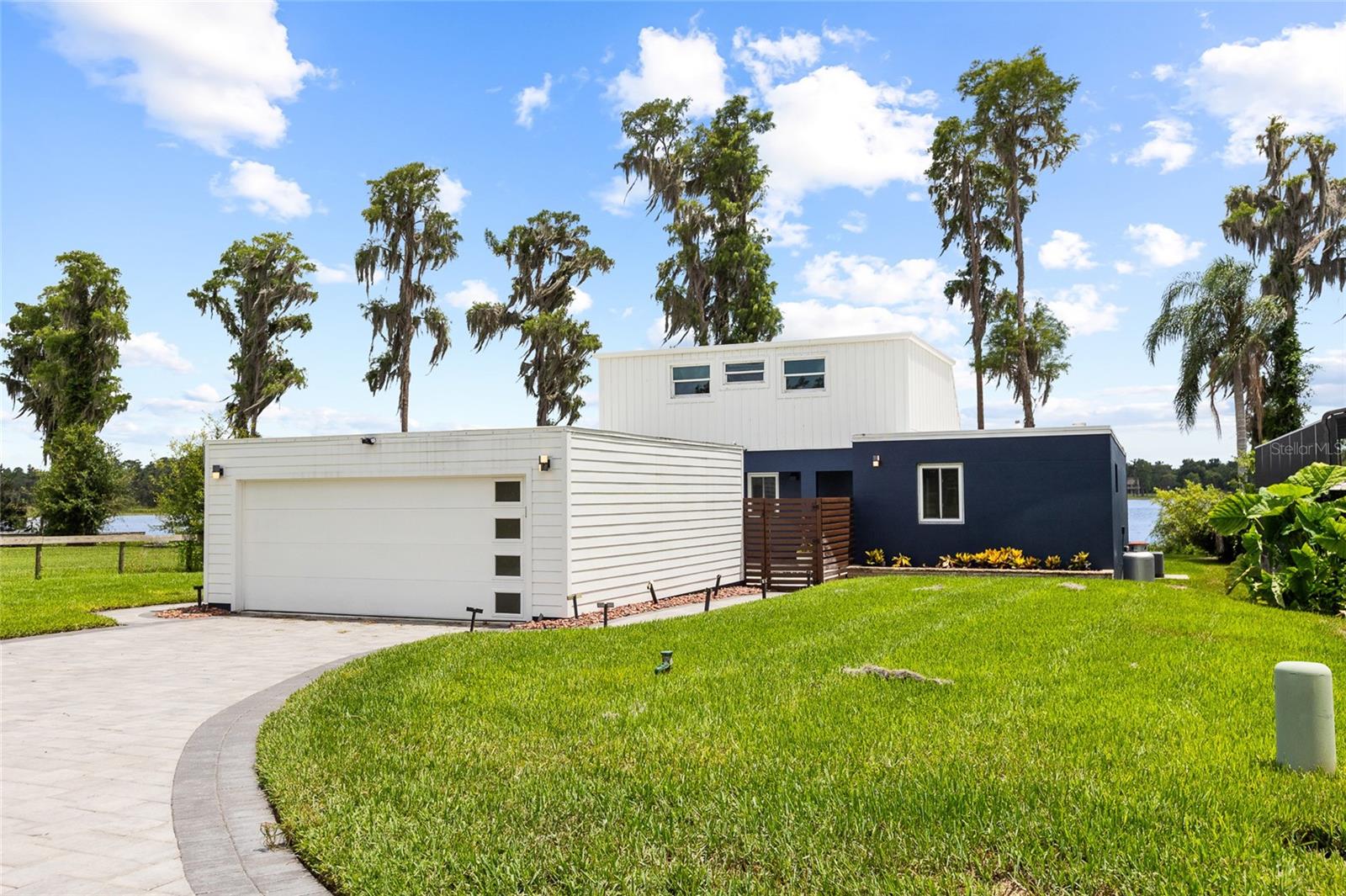 18200 CYPRESS COVE LANE