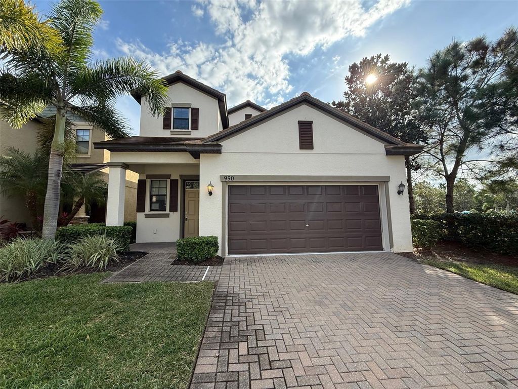 Photo of 950 Terra Vista Street, Brandon, FL 33511 (MLS # W7881921)