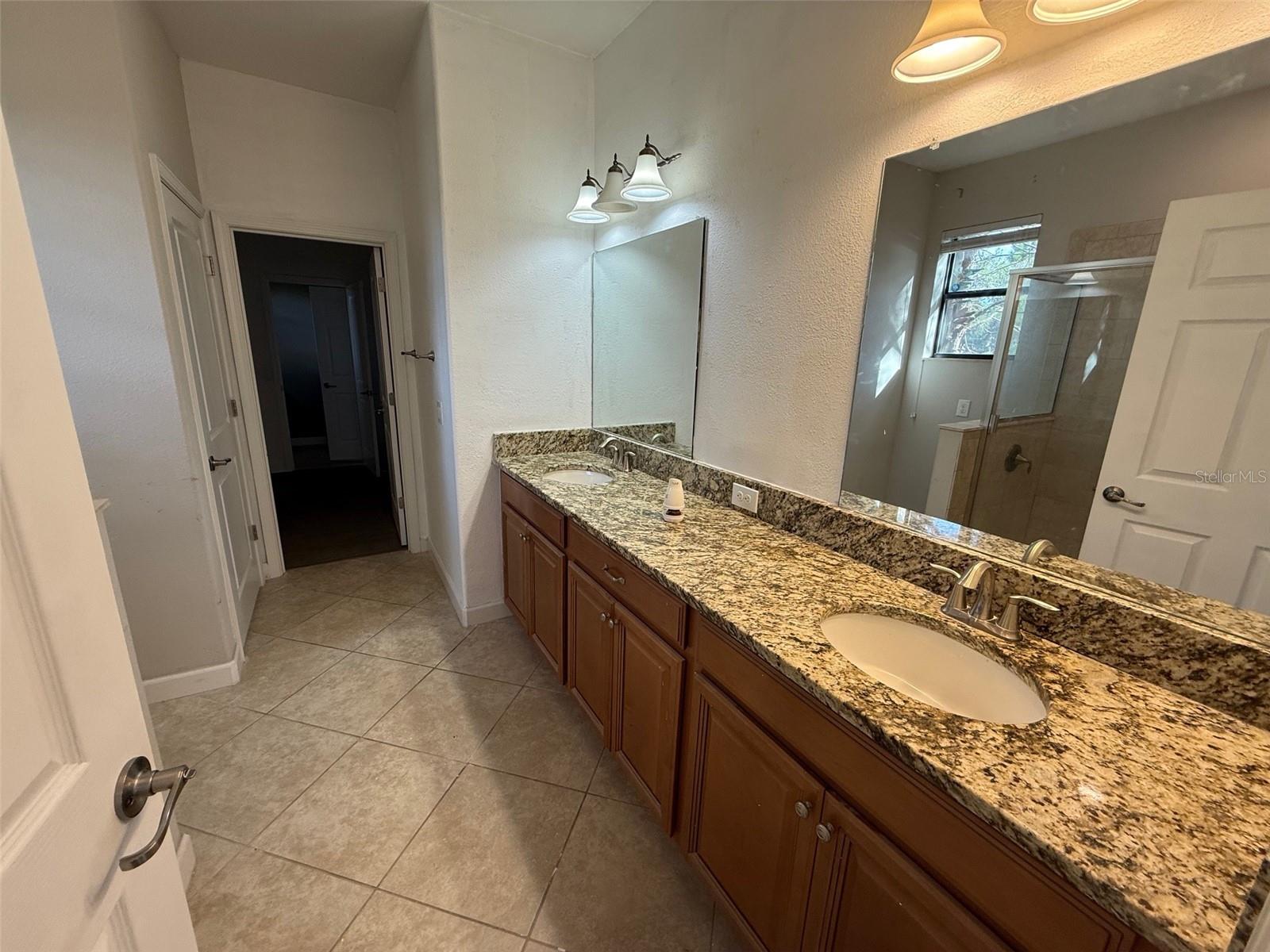 LA COLLINA PH 1A - Residential