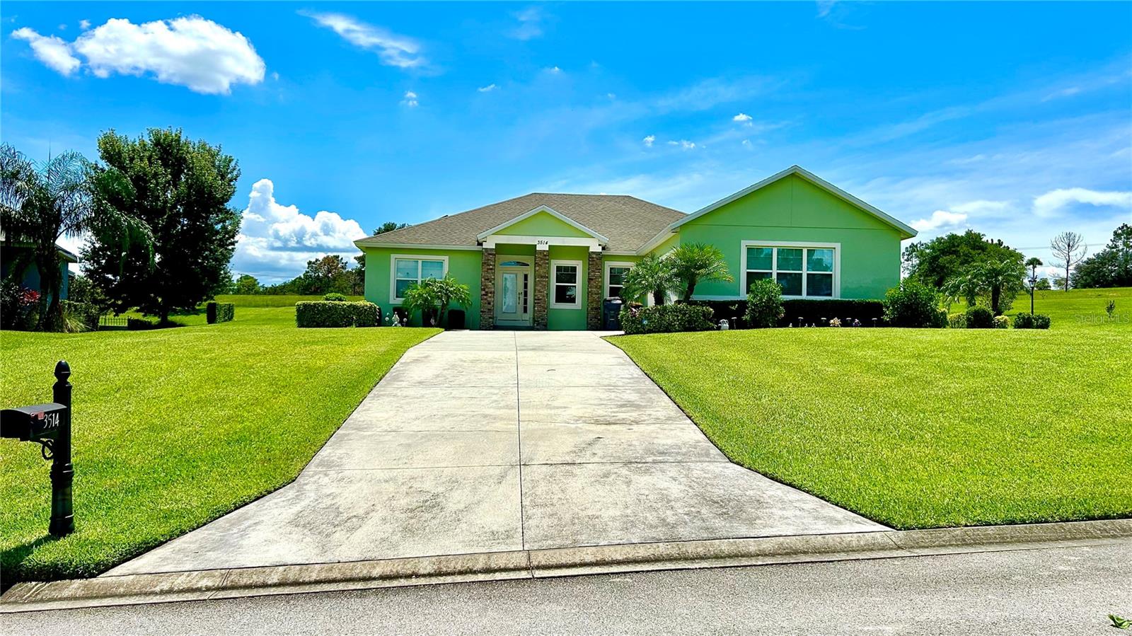 3514 RIDGE VIEW LANE