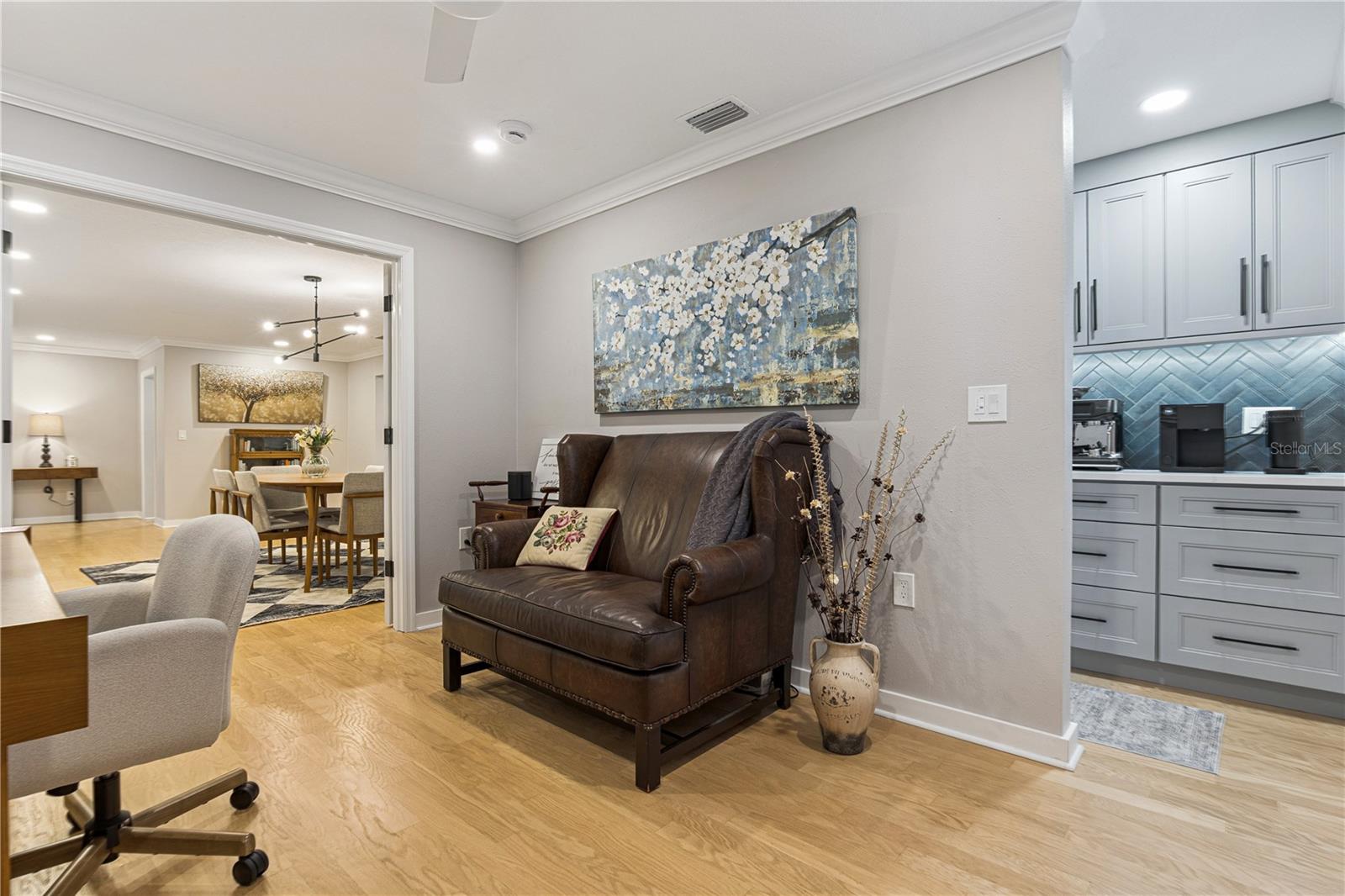 DELROY PARK - Residential
